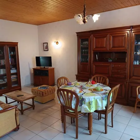 Maison Vendeenne Avec Jardin - Animaux Admis - Fr-1-540-168 *
